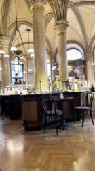 Cake dsiplay Cake dsiplay